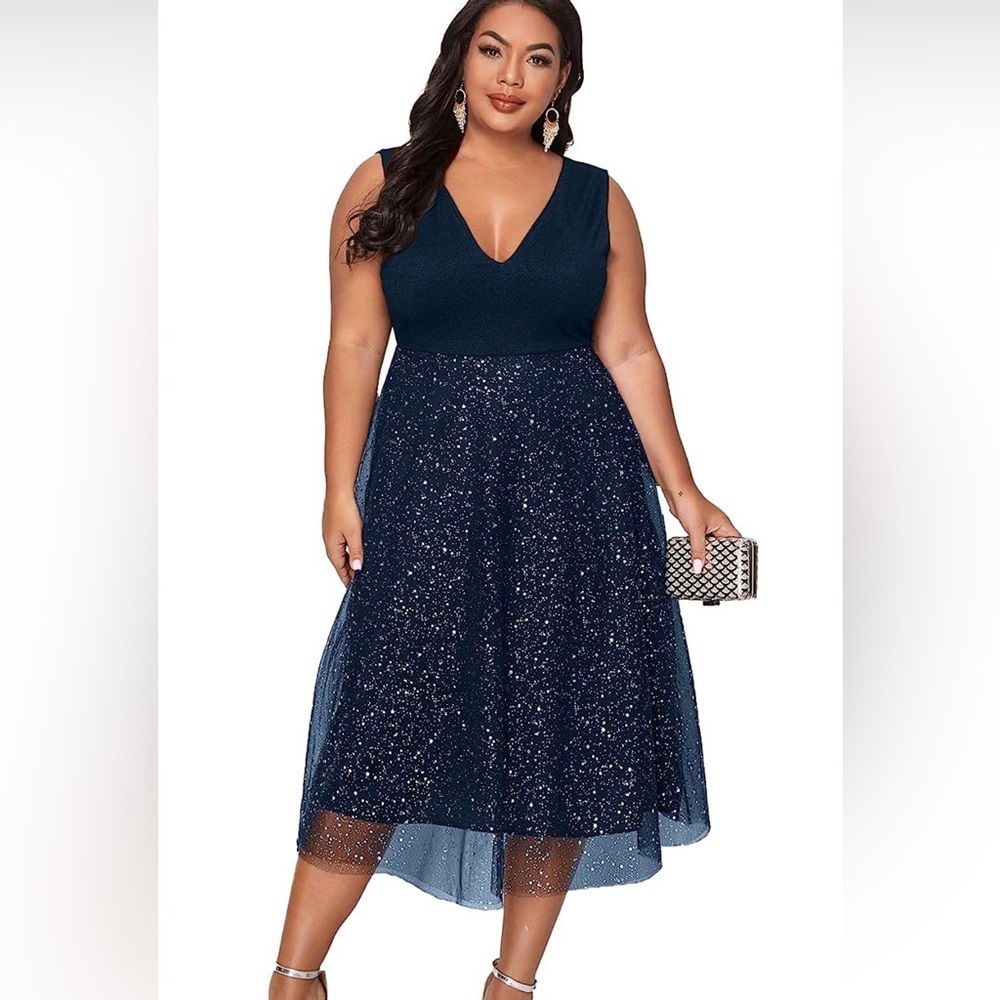 Elegant Navy Blue Sleeveless Dress 👗